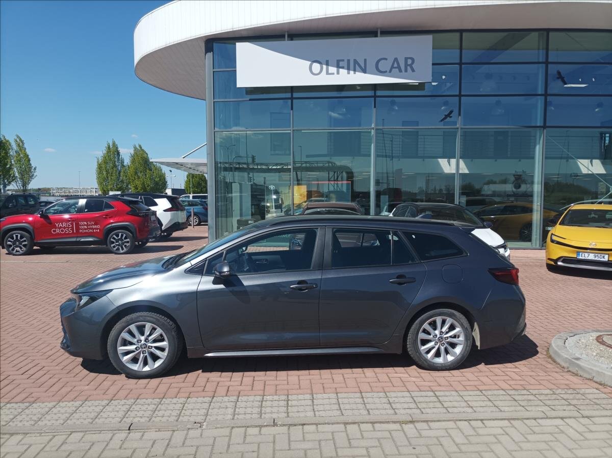 Toyota Corolla Kombi 2,0 l 112 kw