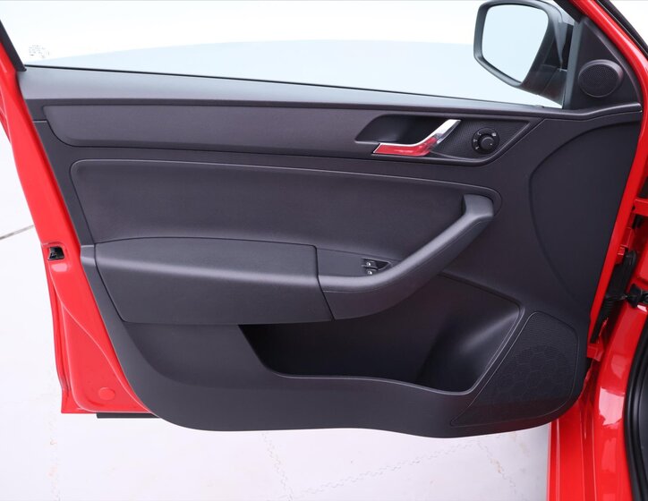 Škoda Rapid Hatchback 1,2 l 77 kw