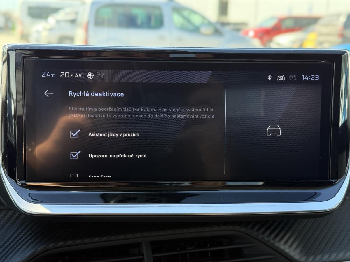 Peugeot 208 Hatchback 1,2 l 74 kw