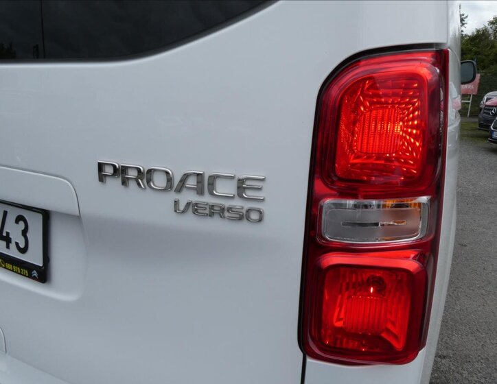 Toyota ProAce Verso 10