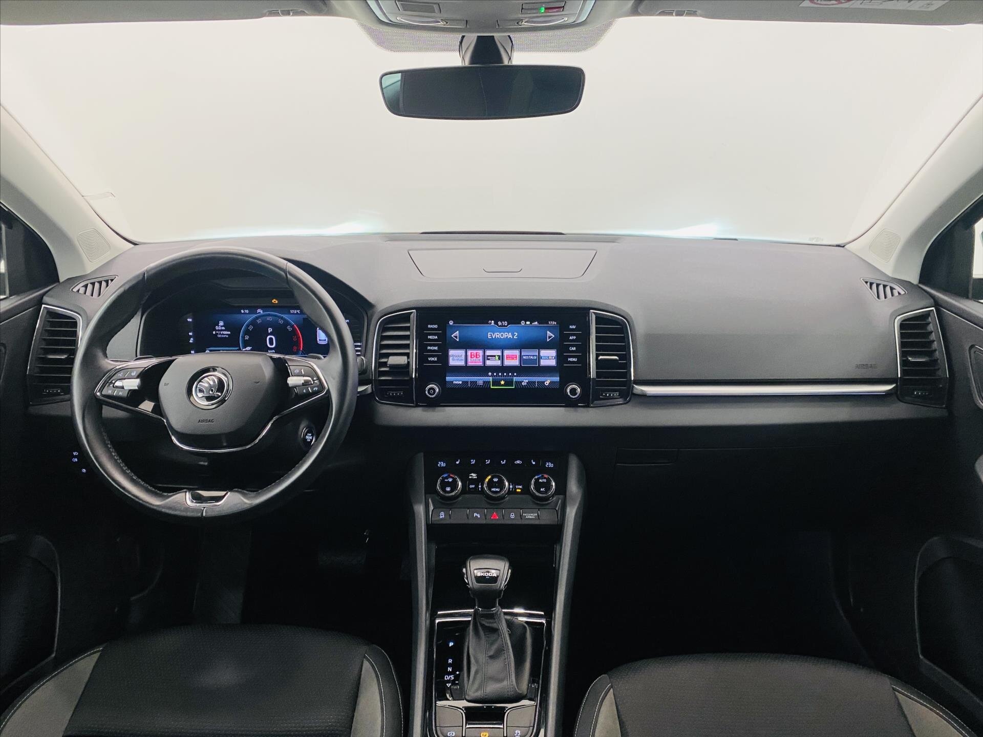 Škoda Karoq SUV 1,5 l 110 kw