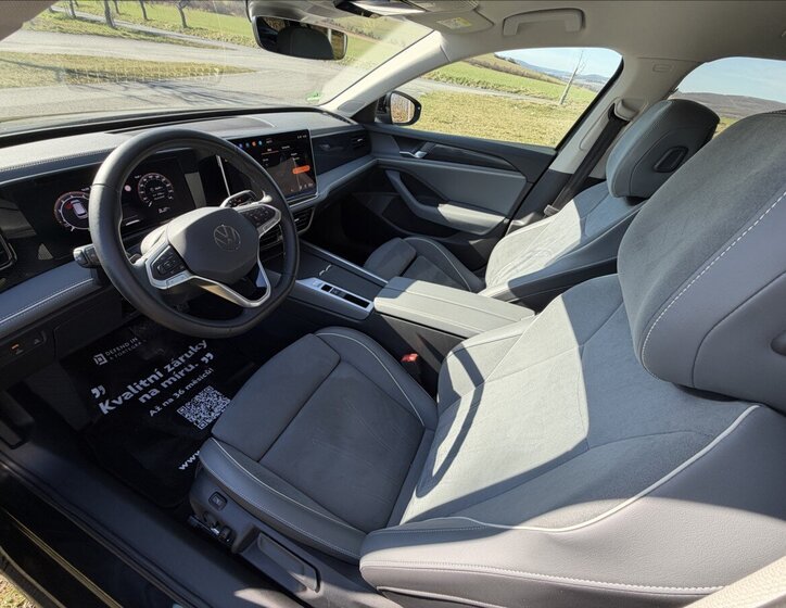 Volkswagen Passat Kombi 1,5 l 110 kw