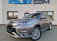 Mitsubishi Outlander SUV / Terénní 2,4 l 165 kw
