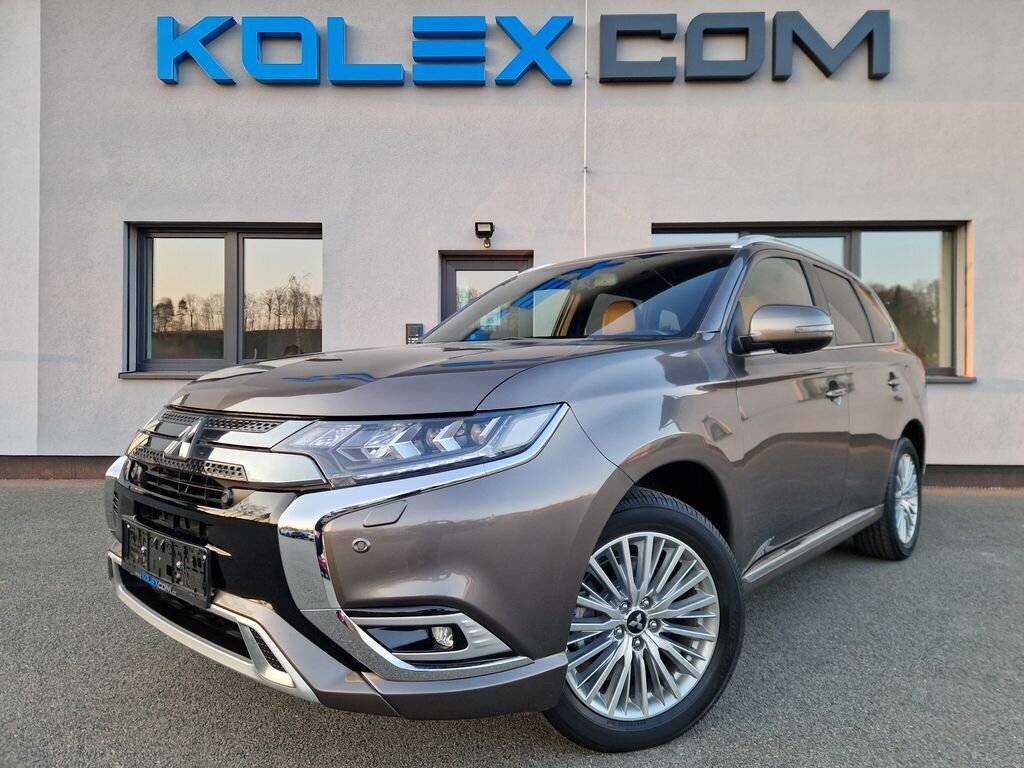 Mitsubishi Outlander SUV / Terénní 2,4 l 165 kw