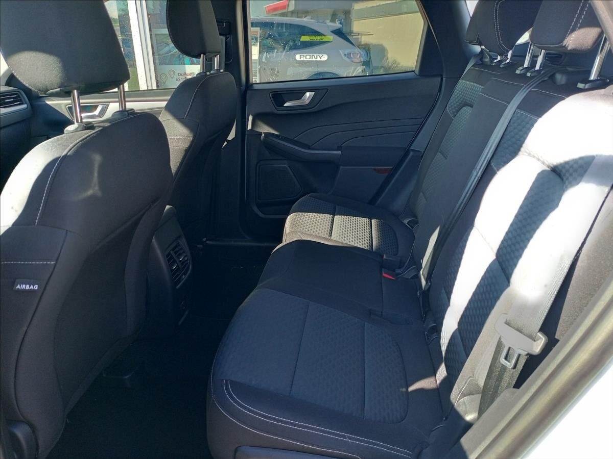 Ford Kuga SUV / Terénní 2,5 l 165 kw