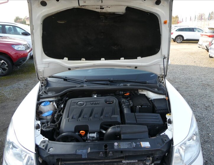 Škoda Octavia Kombi 2,0 l 103 kw