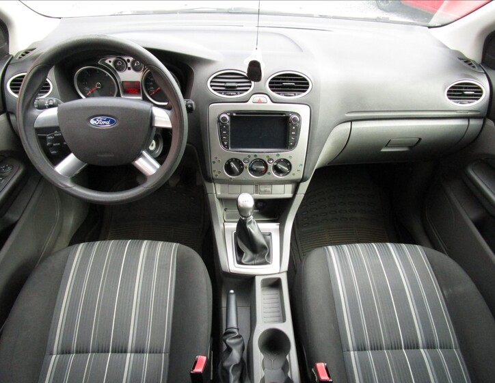 Ford Focus 7