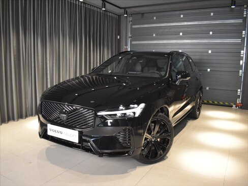 Volvo XC60 SUV / Terénní 2,0 l 335 kw