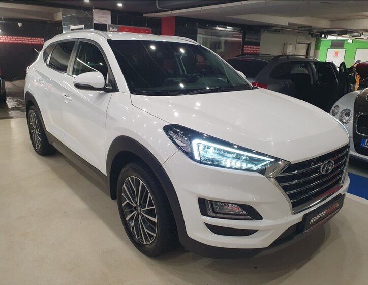 Hyundai Tucson SUV / Terénní 1,6 l 100 kw