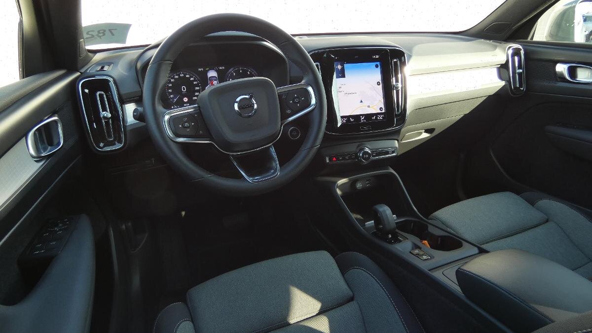 Volvo XC40 SUV / Terénní 1,5 l 95 kw