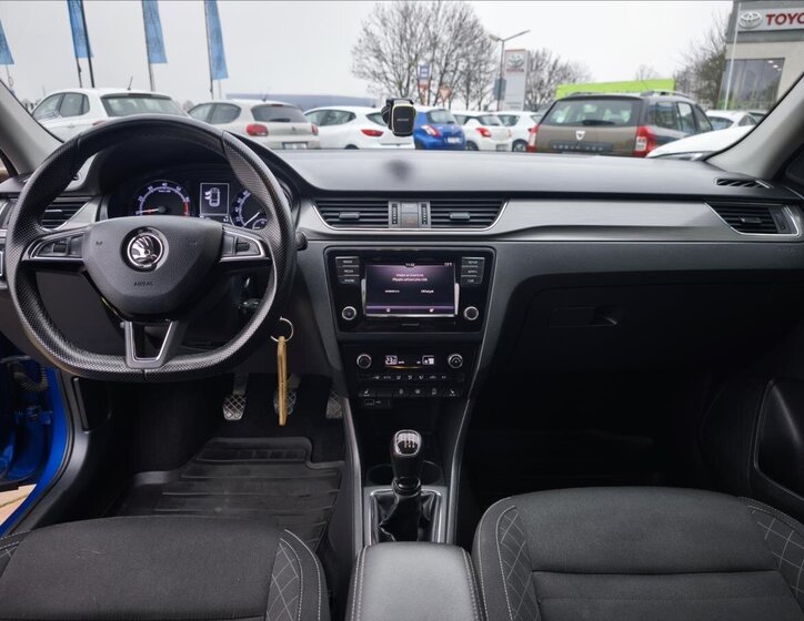 Škoda Rapid Hatchback 999,0 81 kw