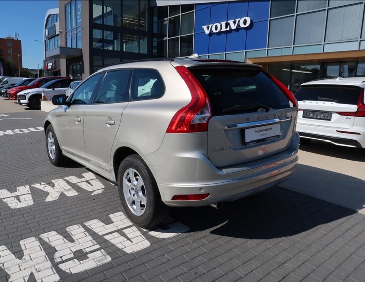 Volvo XC60 6
