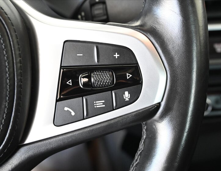 BMW Řada 2 Sedan 2,0 l 140 kw