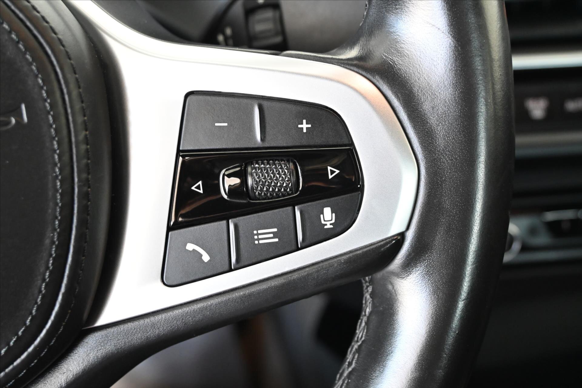 BMW Řada 2 Sedan 2,0 l 140 kw