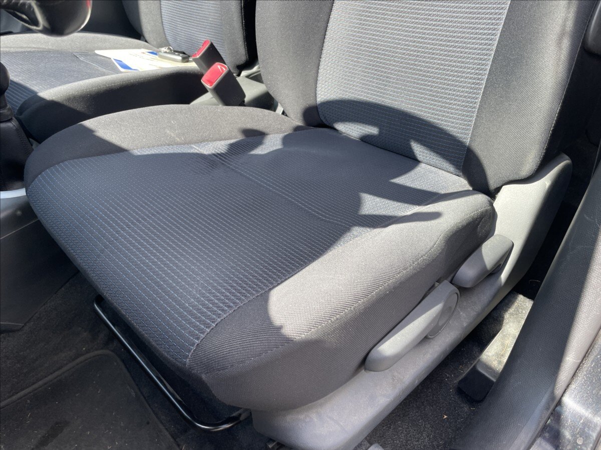 Suzuki Swift Hatchback 1,3 l 67 kw