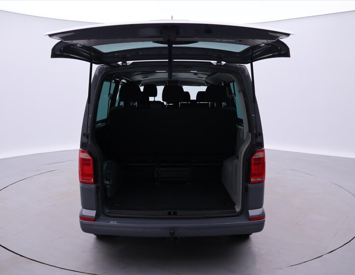 Volkswagen Transporter Kombi 2,0 l 110 kw