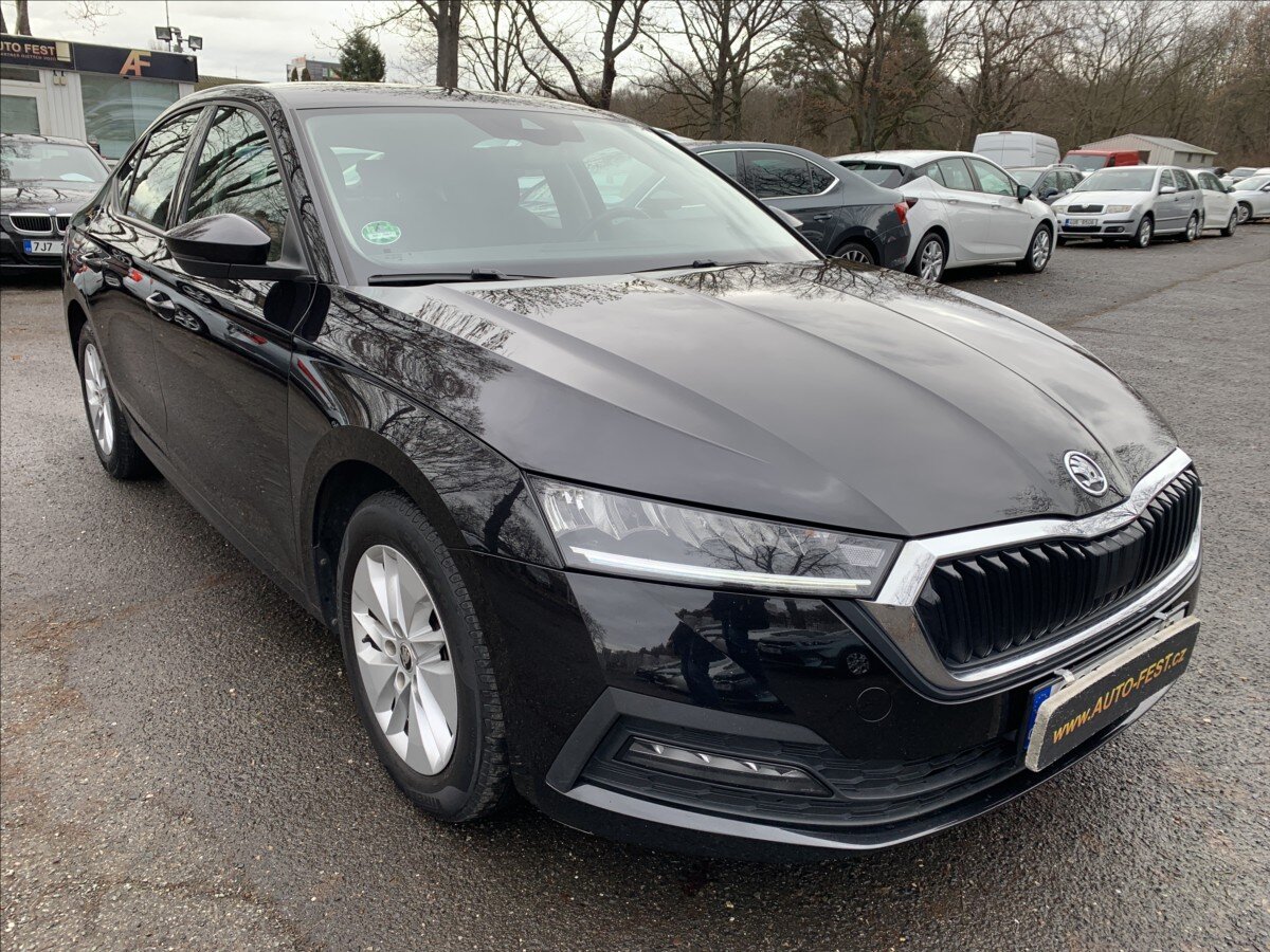 Škoda Octavia Sedan 999,0 81 kw
