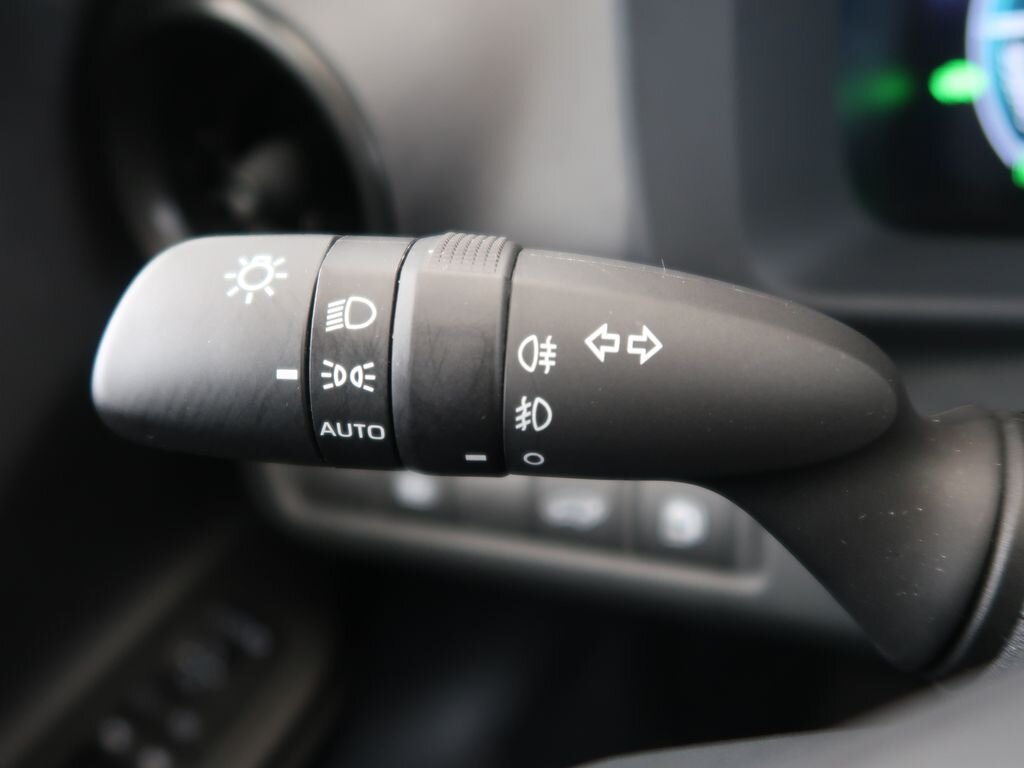 Toyota C-HR SUV / Terénní 2,0 l 112 kw