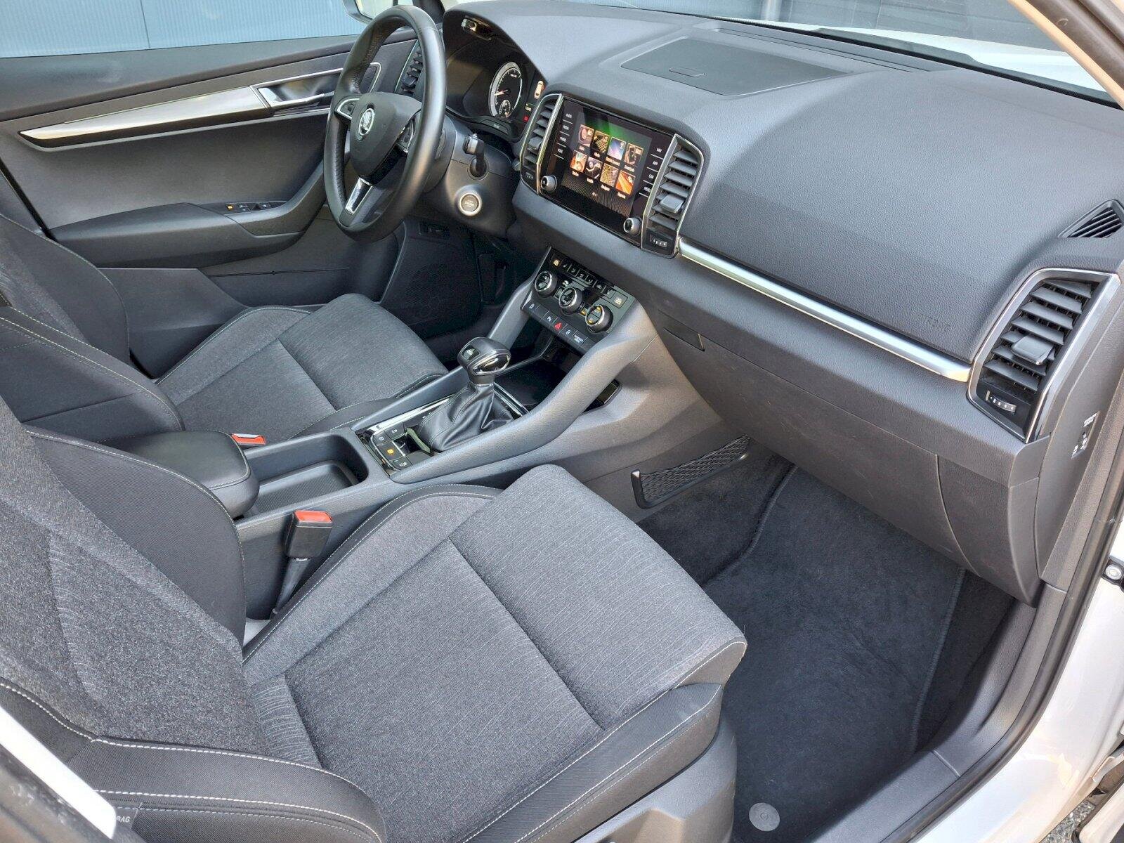 Škoda Karoq SUV / Terénní 1,5 l 110 kw