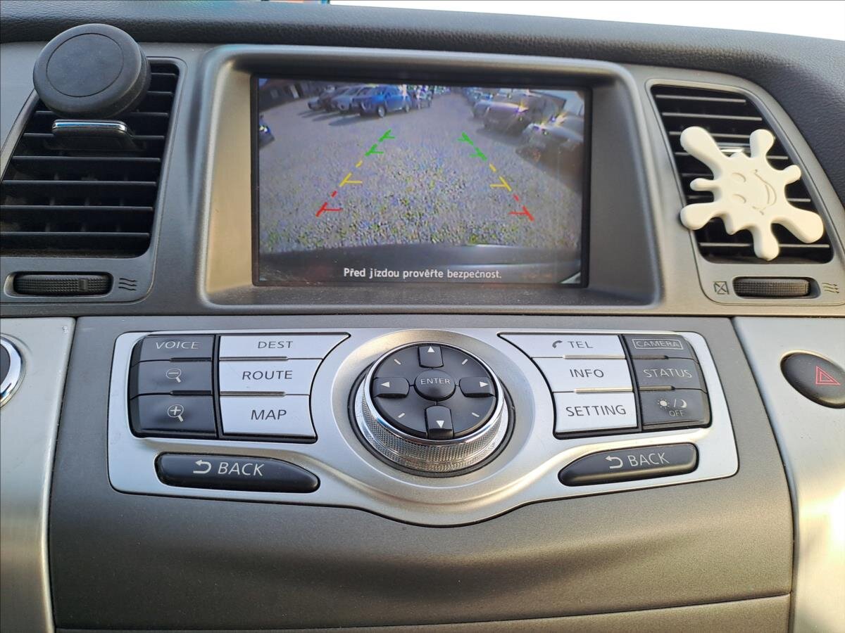 Nissan Murano SUV / Terénní 2,5 l 140 kw