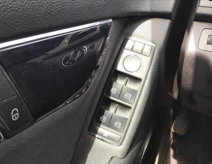 Mercedes-Benz Třídy C 14