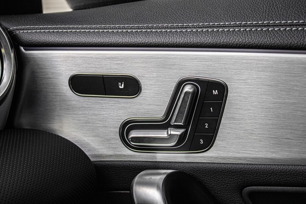 Mercedes-Benz CLA Kombi 2,0 l 321 kw