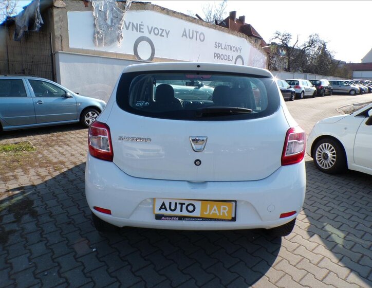 Dacia Sandero Hatchback 1,1 l 54 kw