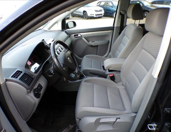 Volkswagen Touran 15