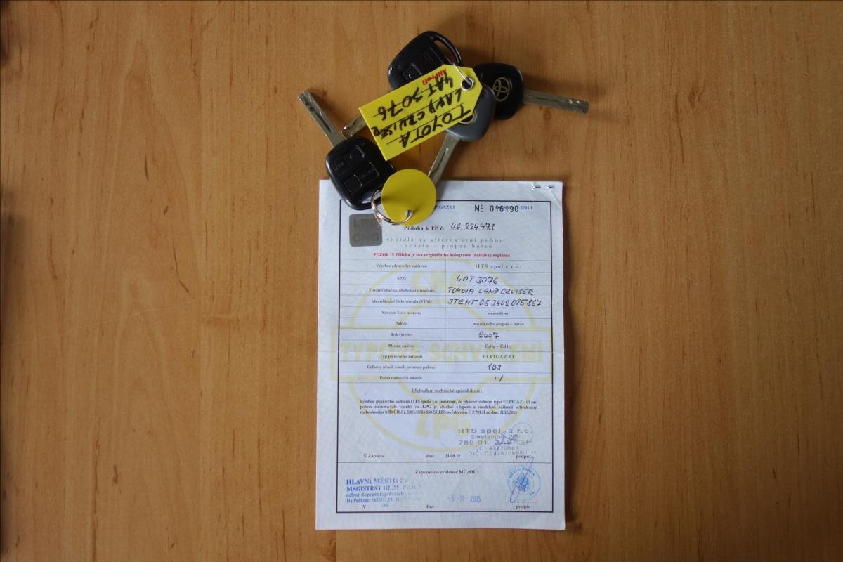 Toyota Land Cruiser SUV / Terénní 4,7 l 175 kw