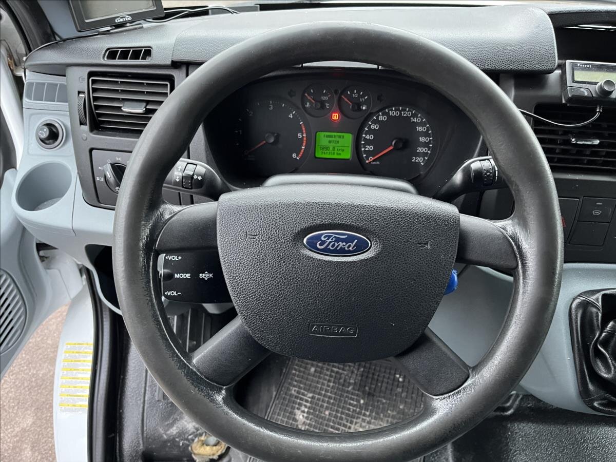Ford Transit Skříň 2,2 l 74 kw