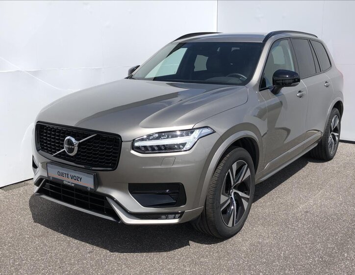 Volvo XC90 SUV / Terénní 2,0 l 173 kw