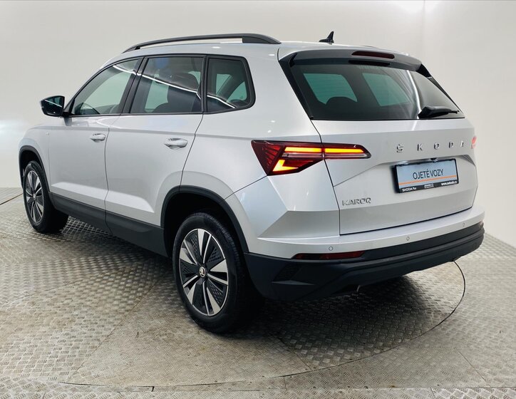 Škoda Karoq SUV / Terénní 1,5 l 110 kw