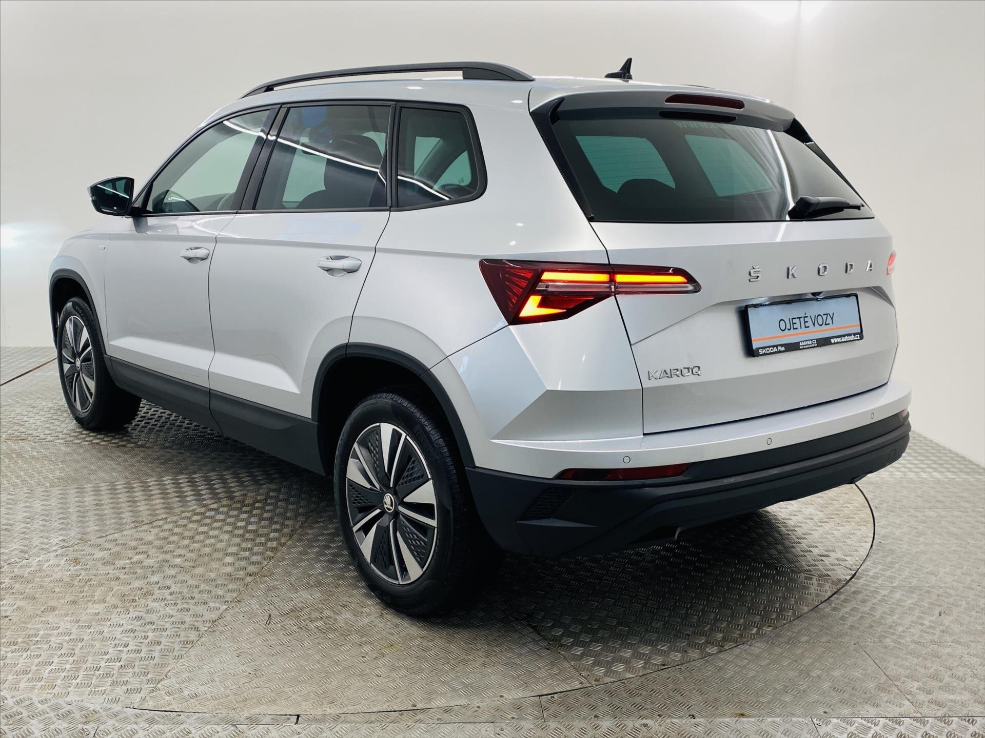 Škoda Karoq SUV / Terénní 1,5 l 110 kw