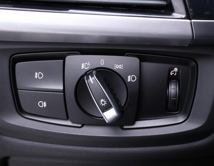 BMW X6 SUV 3,0 l 280 kw