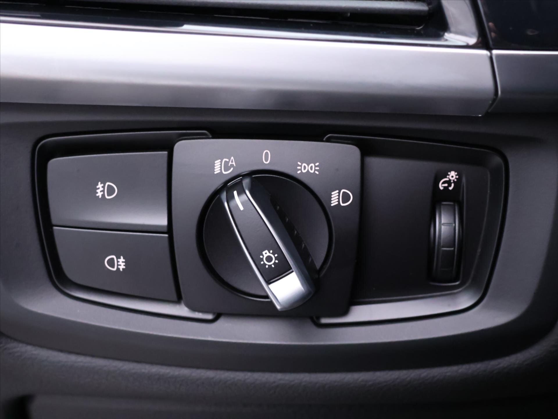 BMW X6 SUV 3,0 l 280 kw