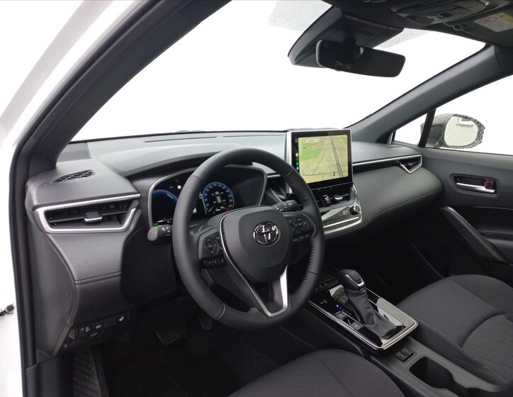 Toyota Corolla Cross CUV / Crossover 1,8 l 72 kw