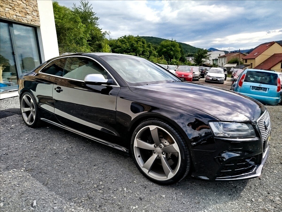 Audi RS 5 Kupé 4,2 l 331 kw