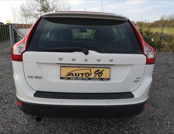 Volvo XC60 Kombi 2,4 l 136 kw