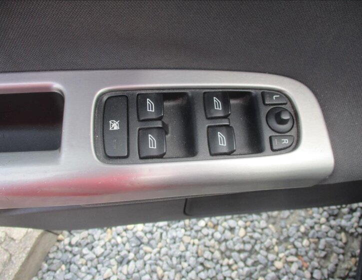 Volvo V50 Kombi 2,0 l 100 kw