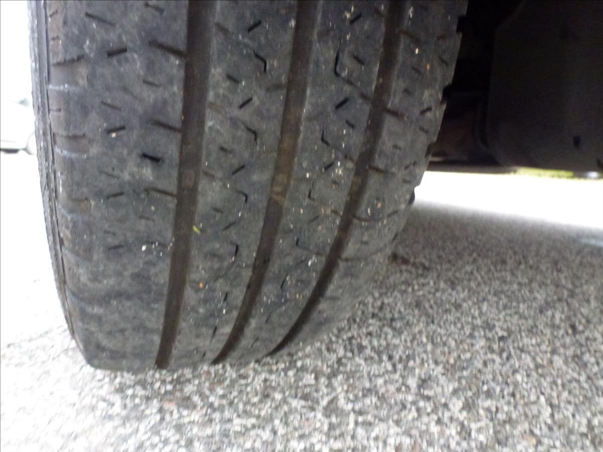 Volkswagen Transporter Kombi 2,0 l 62 kw