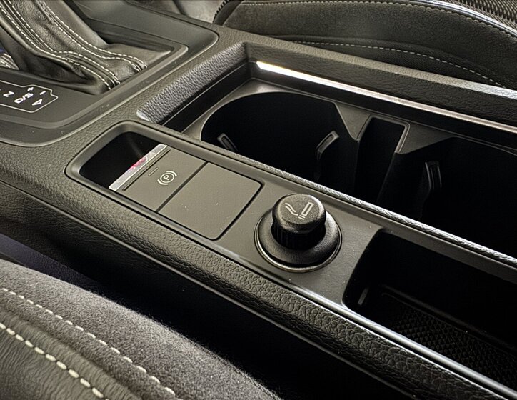 Audi Q3 SUV 2,0 l 140 kw