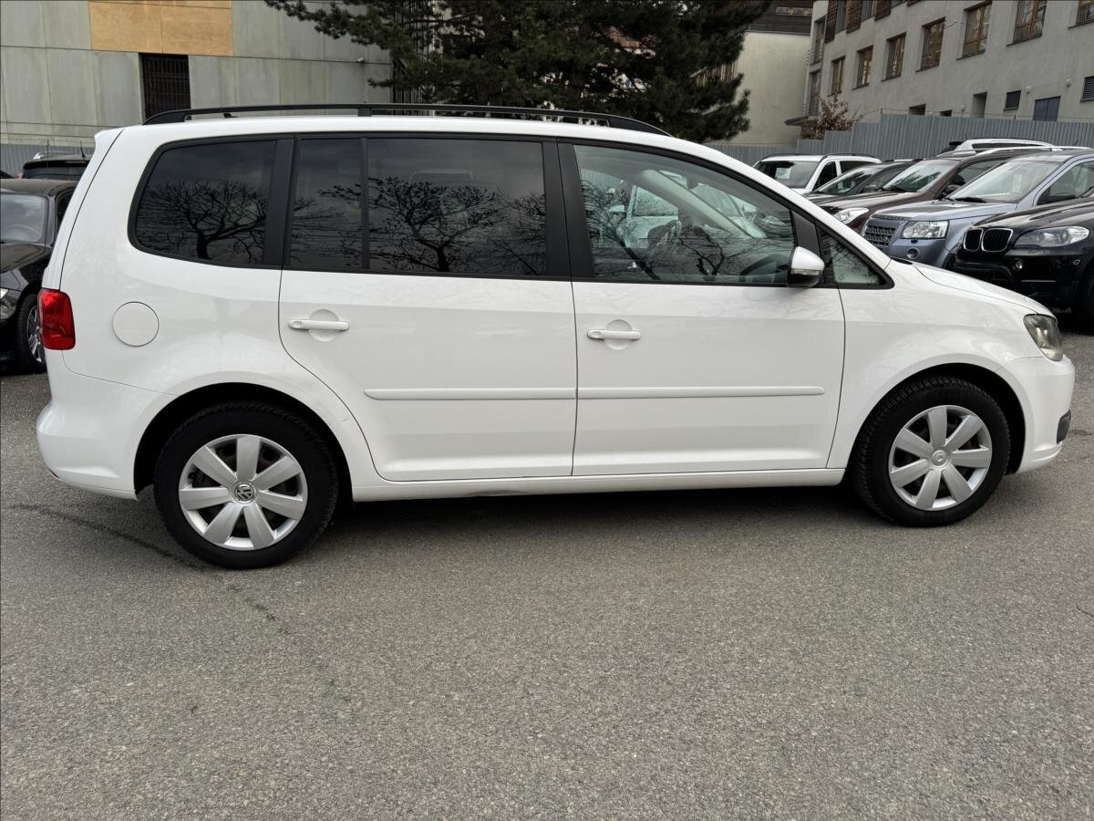Volkswagen Touran MPV 1,6 l 77 kw