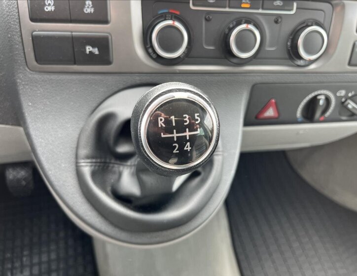 Volkswagen California VAN / Minibus 2,0 l 84 kw