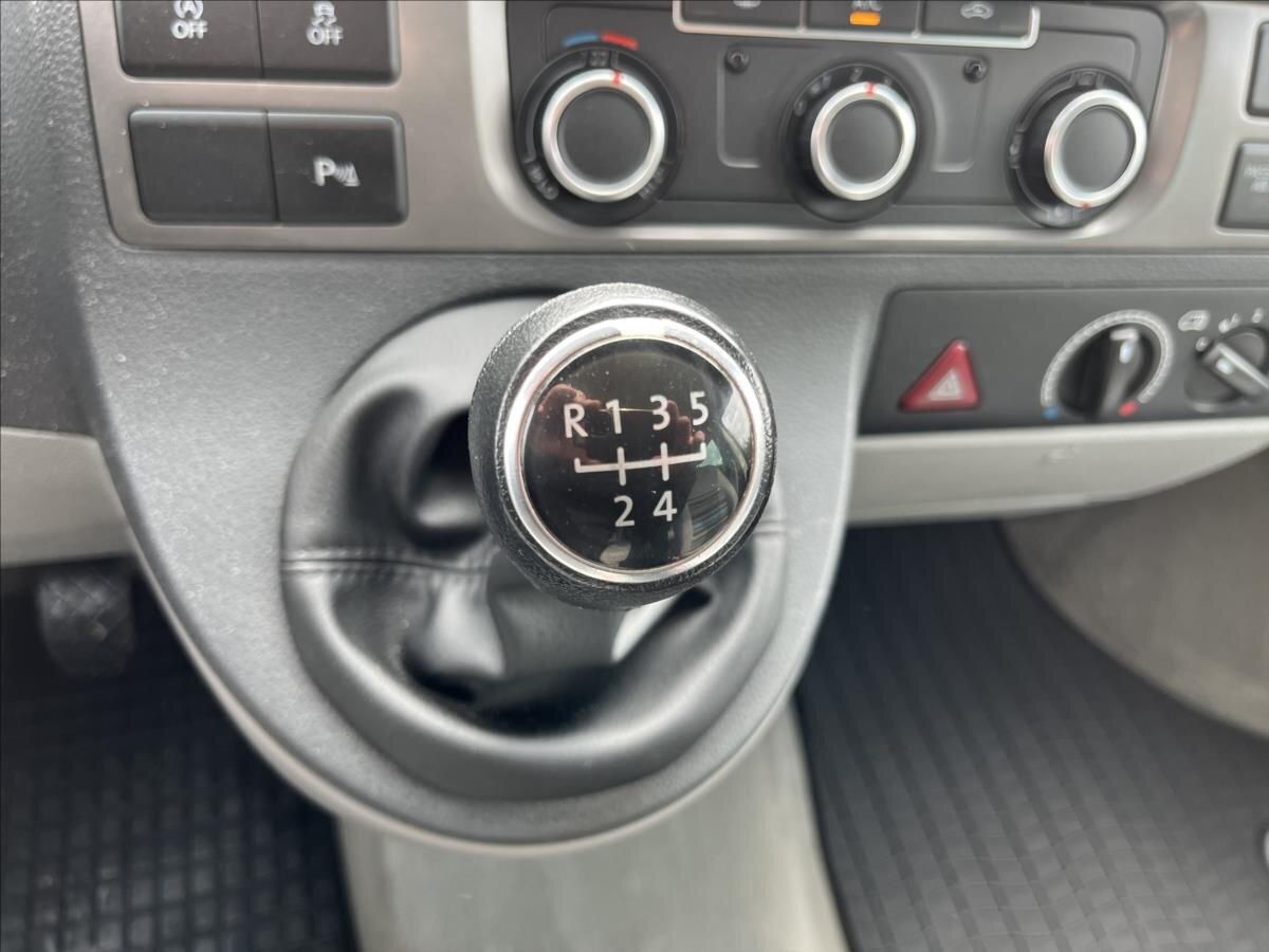 Volkswagen California VAN / Minibus 2,0 l 84 kw