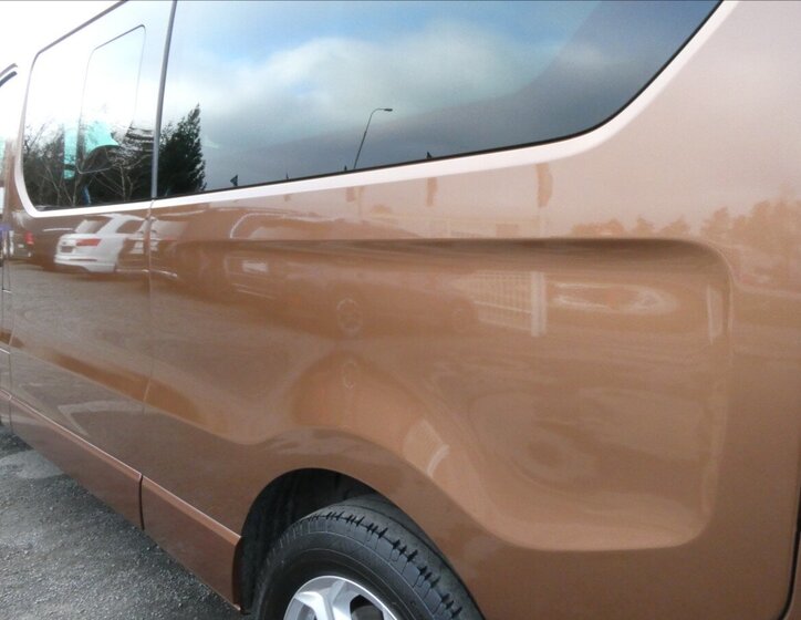 Opel Vivaro 16