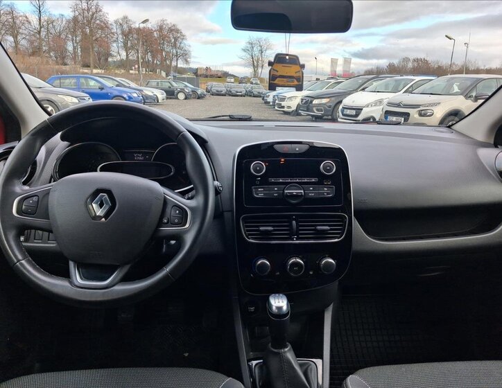 Renault Clio Hatchback 1,1 l 54 kw
