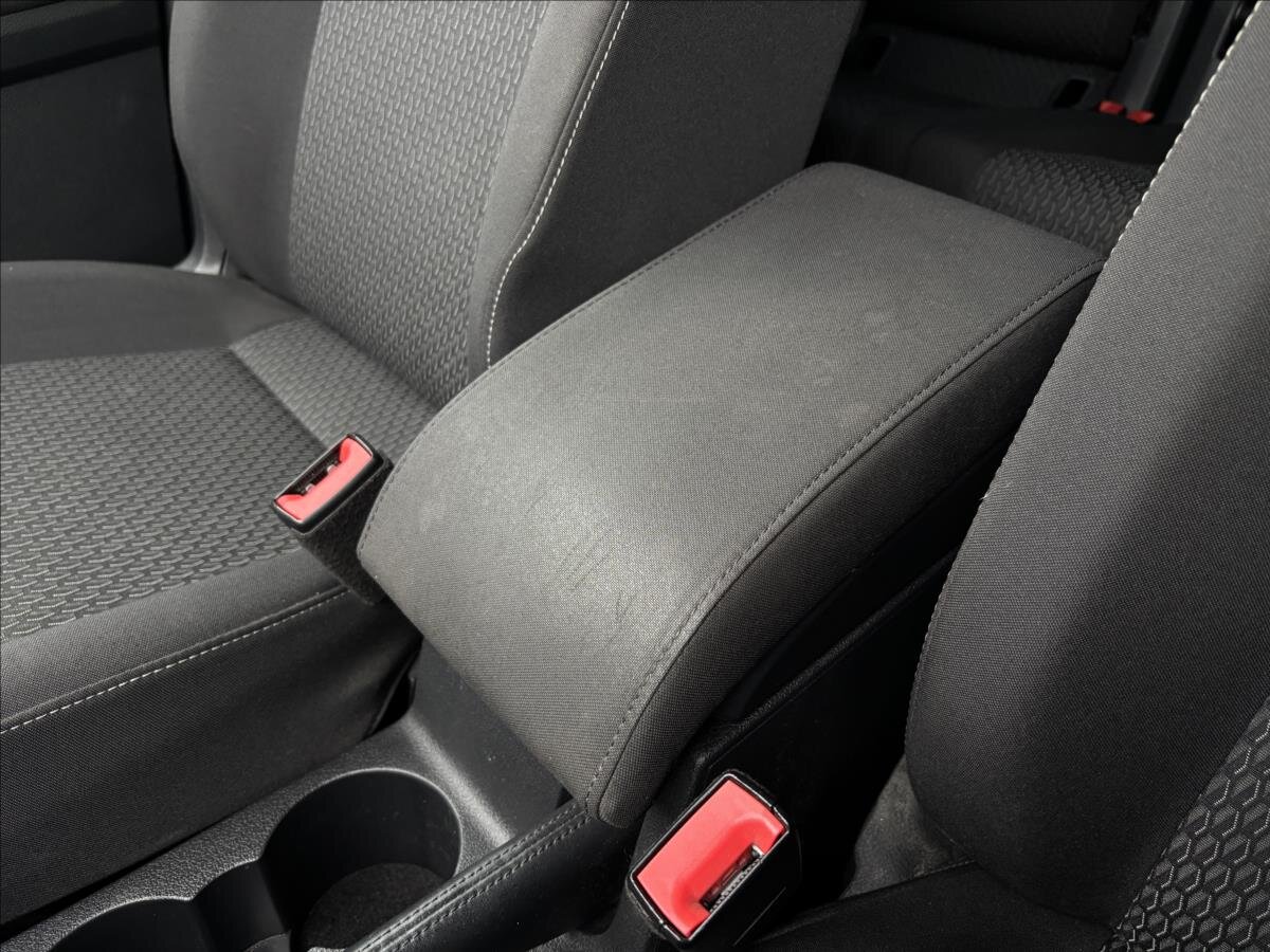 Volkswagen Caddy Kombi 1,4 l 96 kw