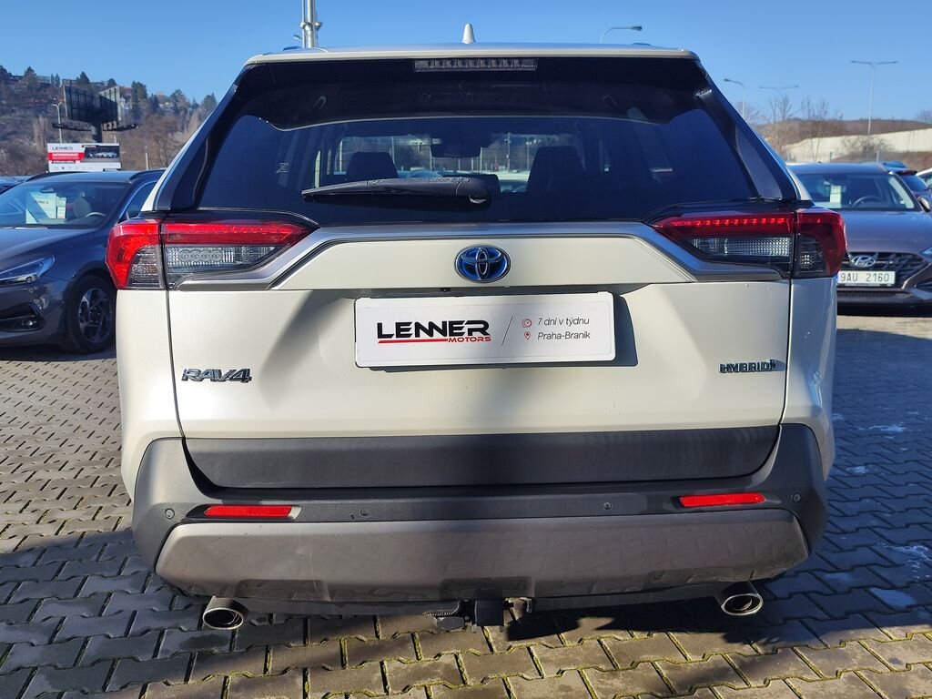 Toyota RAV4 SUV 2,5 l 163 kw