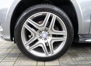 Mercedes-Benz GL SUV 3,0 l 190 kw