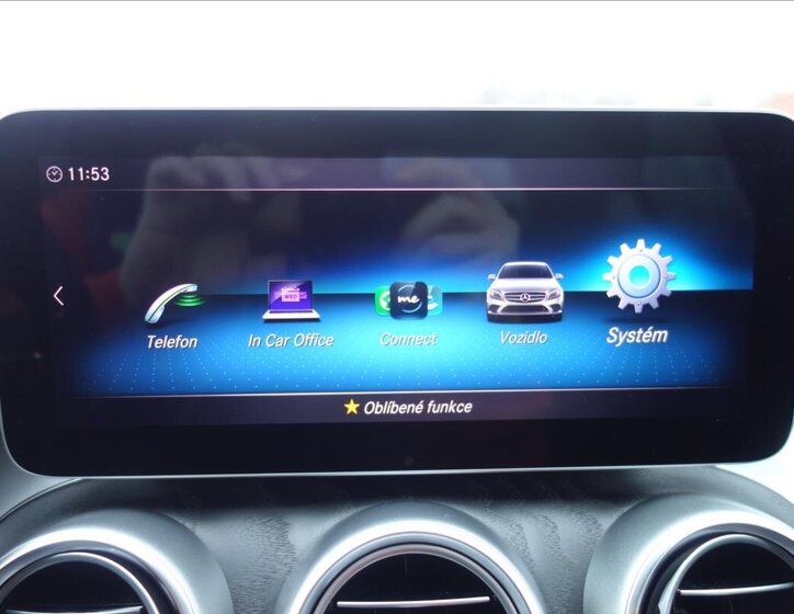 Mercedes-Benz Třídy C Sedan 2,0 l 143 kw